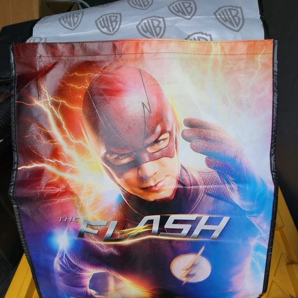 The FLASH 2016 Backpack Straps Warner Bros Promo Oversize Swag Bag - Picture 5 of 5